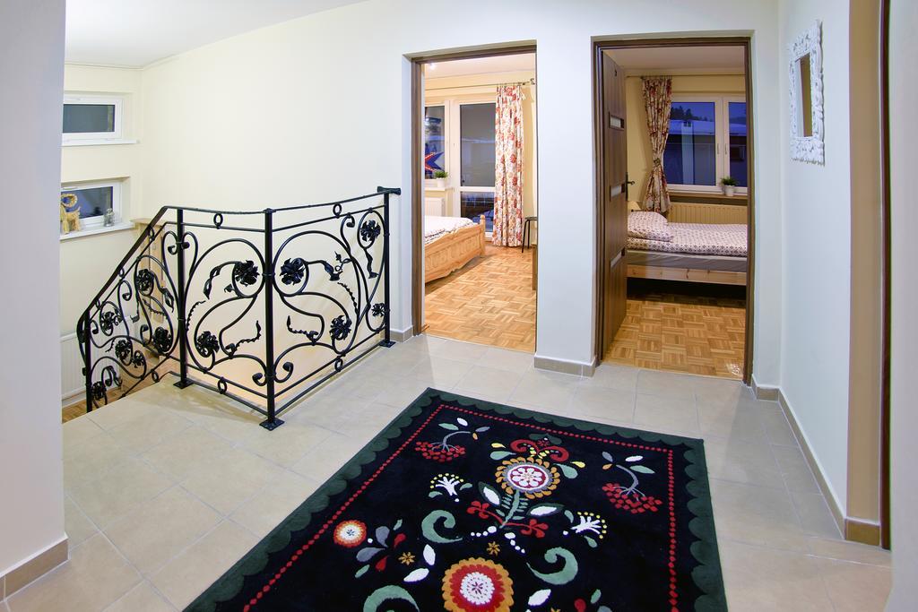 Willa Karolina Apartment Muszyna Bagian luar foto