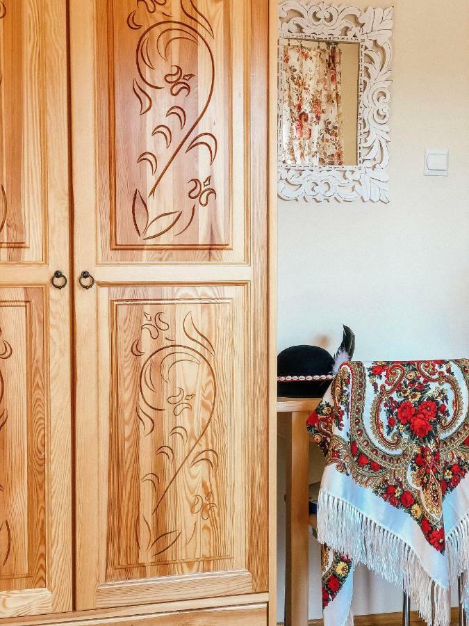 Willa Karolina Apartment Muszyna Bagian luar foto